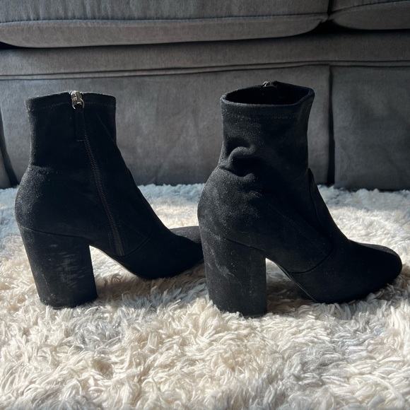 Steve Madden Vegan Gaze Bootie - Picture 5 of 13